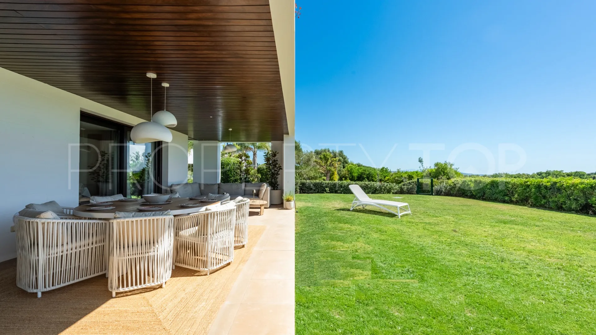Hacienda de Valderrama apartment for sale
