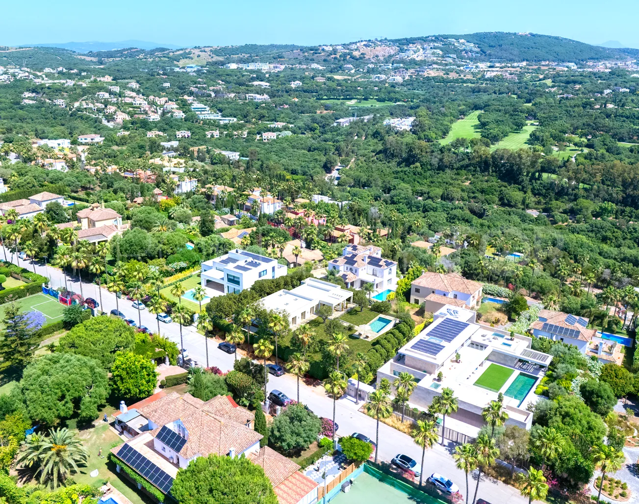 For sale Zona F villa with 6 bedrooms