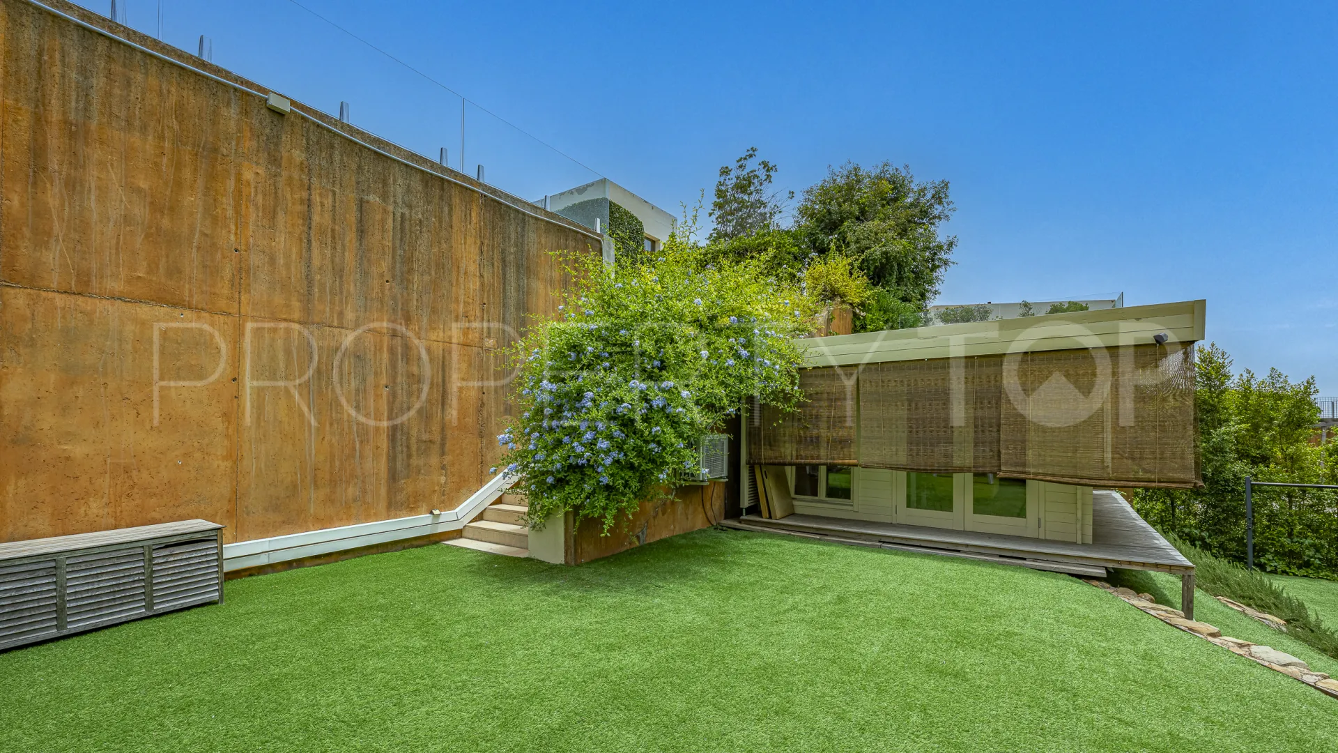 Villa en venta en Las Cimas con 5 dormitorios