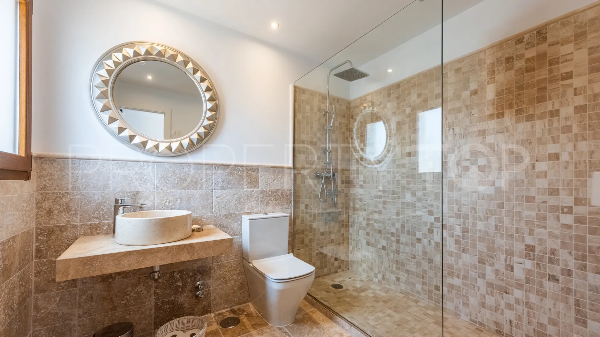 For sale villa in Zona B
