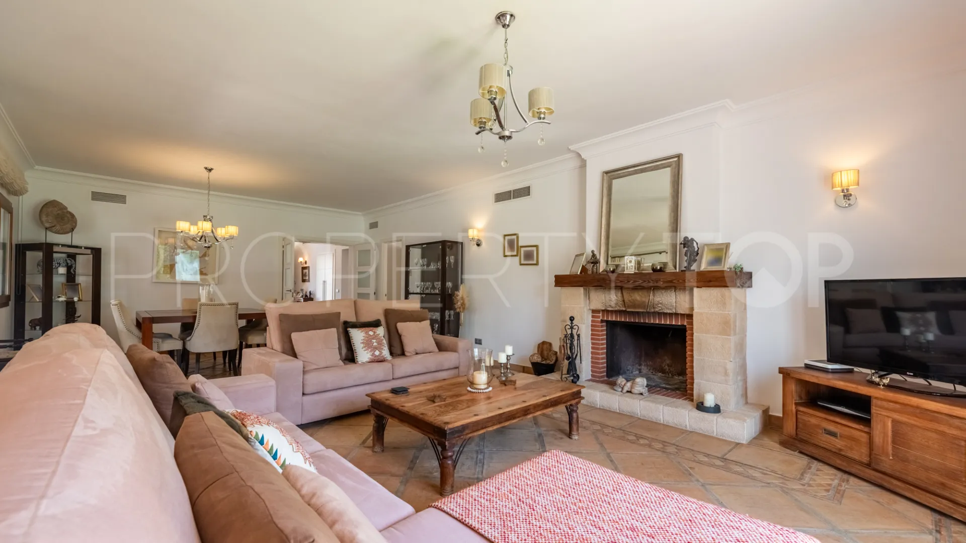 For sale villa in Zona B