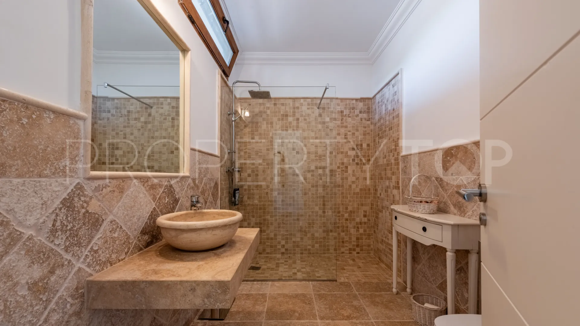 For sale villa in Zona B