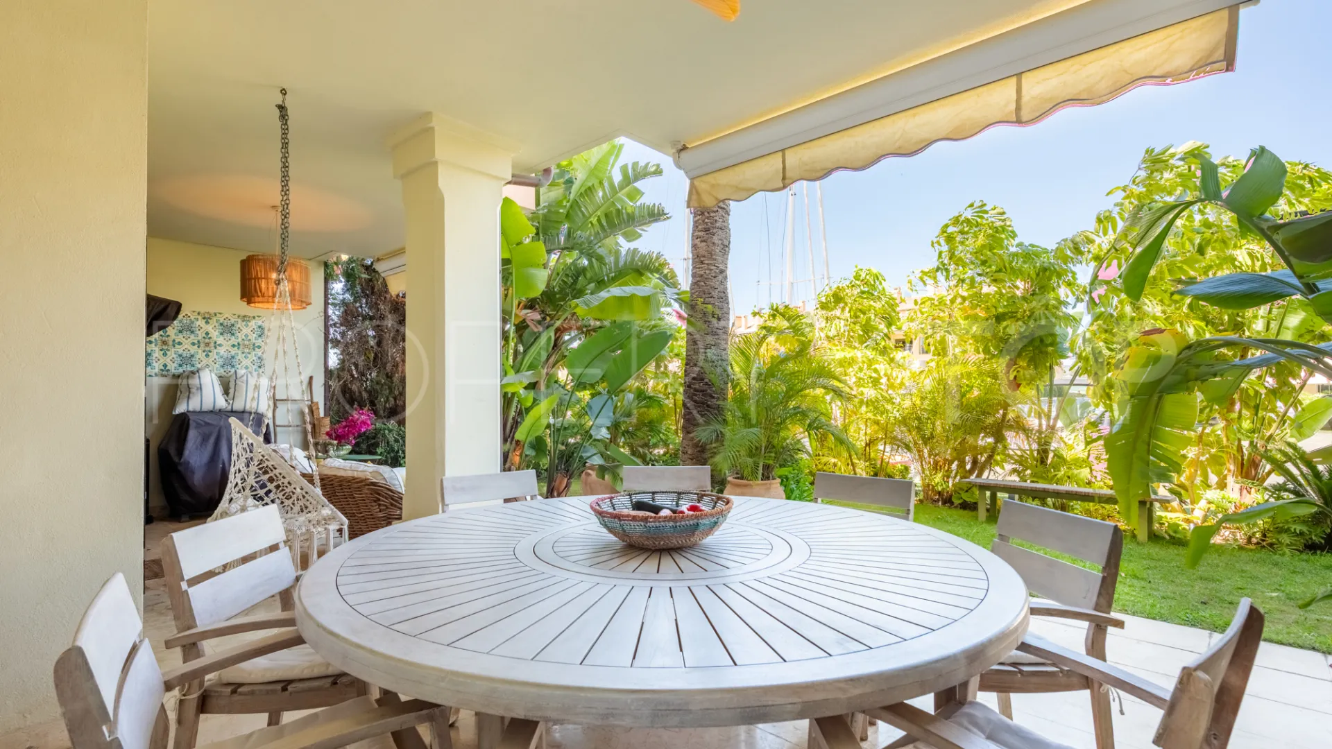 Duplex planta baja de 4 dormitorios en venta en Isla del Pez Volador