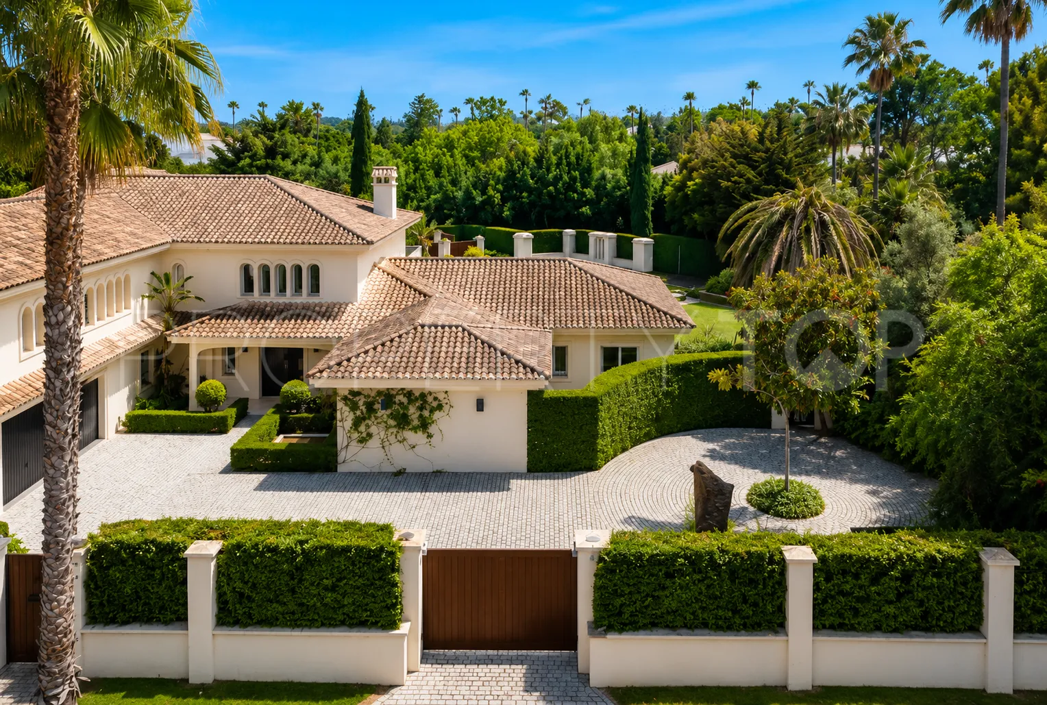 Reyes y Reinas, villa en venta