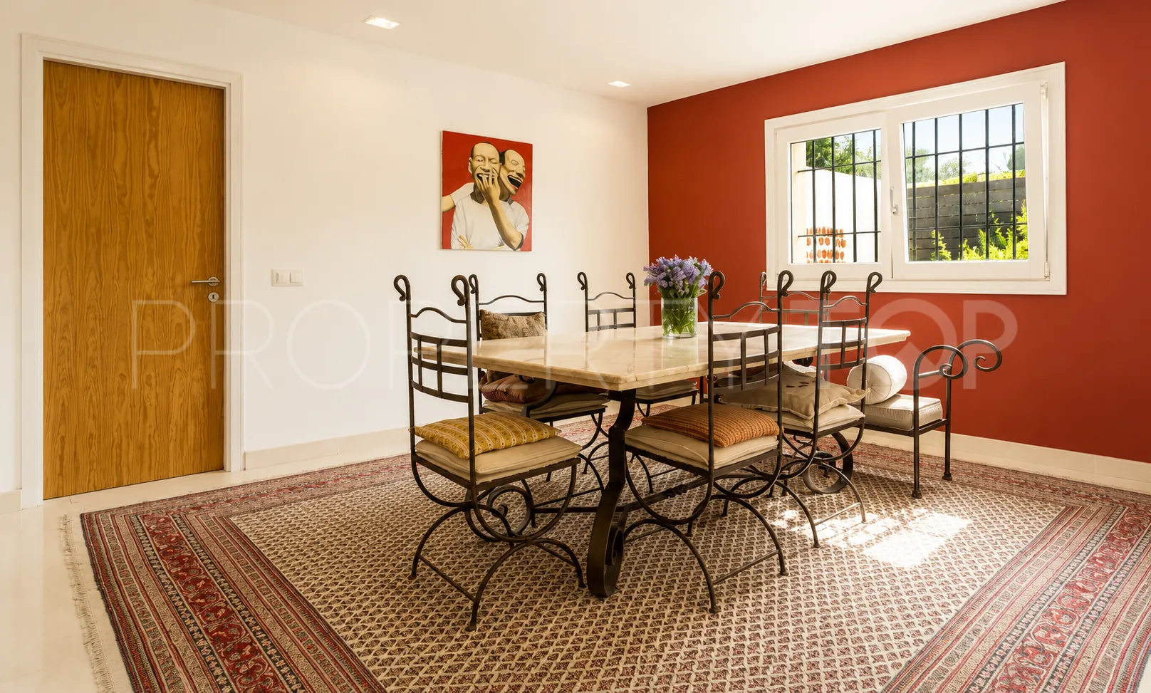 Reyes y Reinas, villa en venta