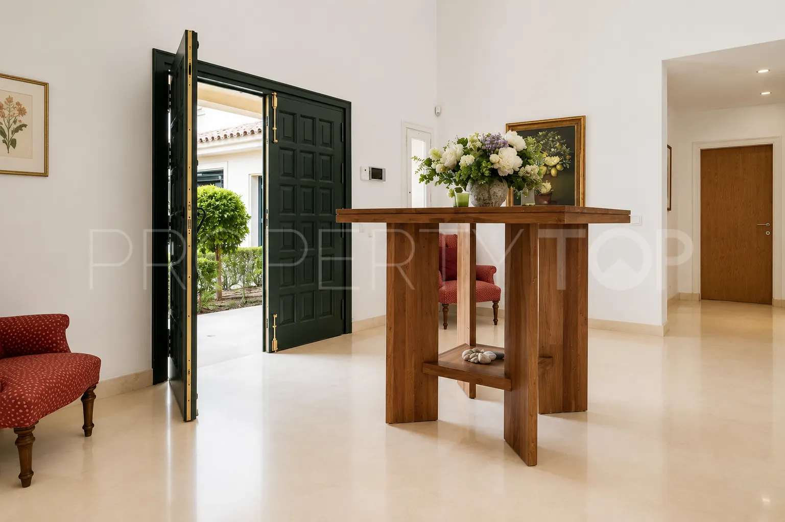 Reyes y Reinas, villa en venta