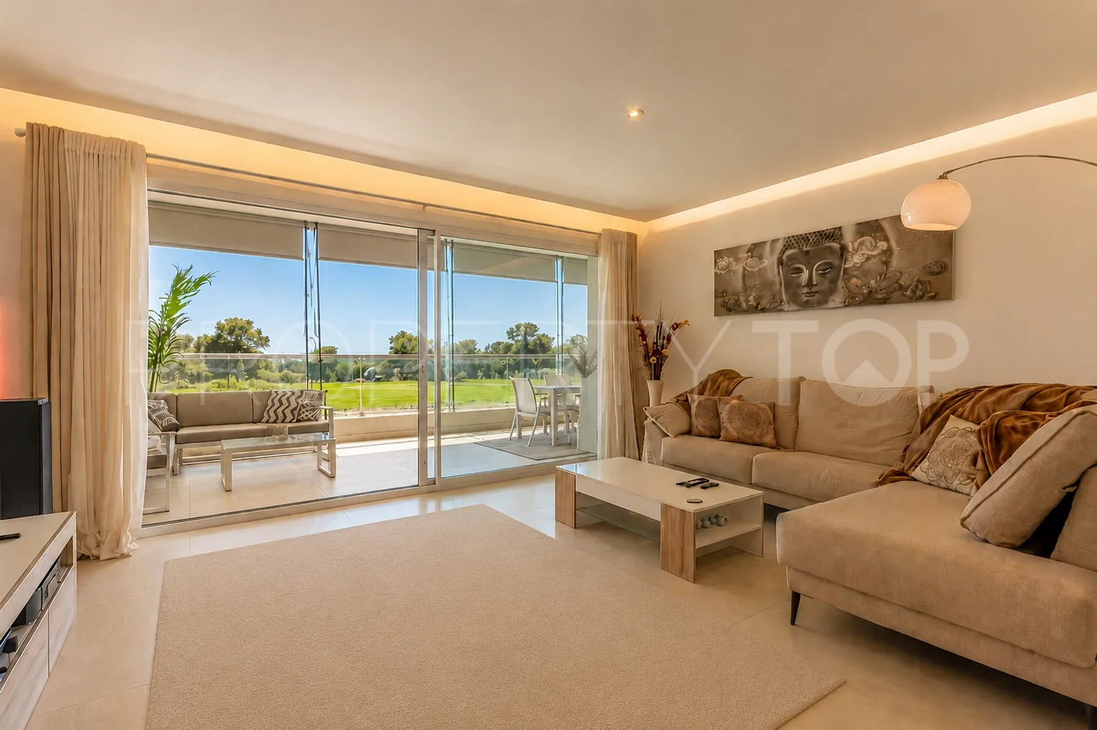 Apartamento de 2 dormitorios a la venta en Emerald Greens