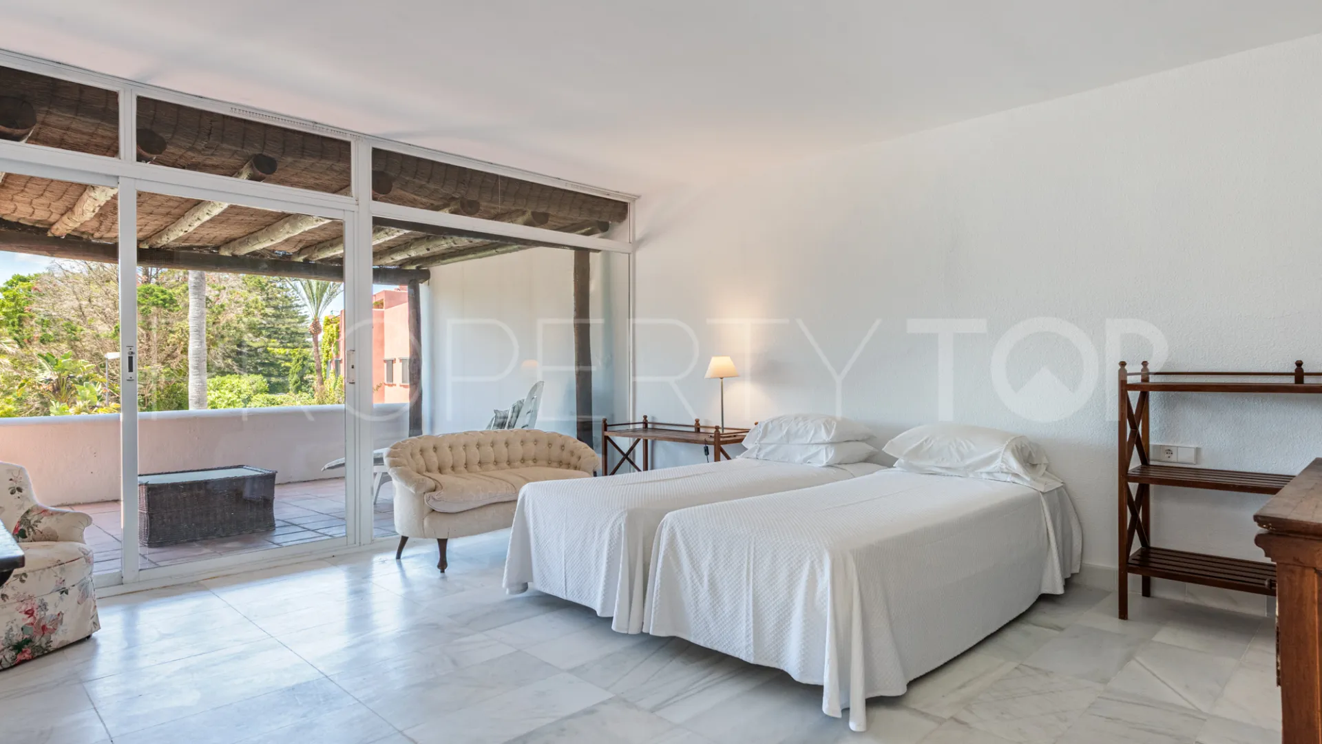 Los Lacasitos 4 bedrooms town house for sale