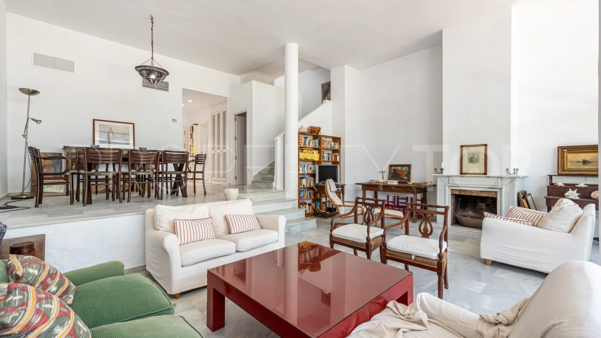 Los Lacasitos 4 bedrooms town house for sale