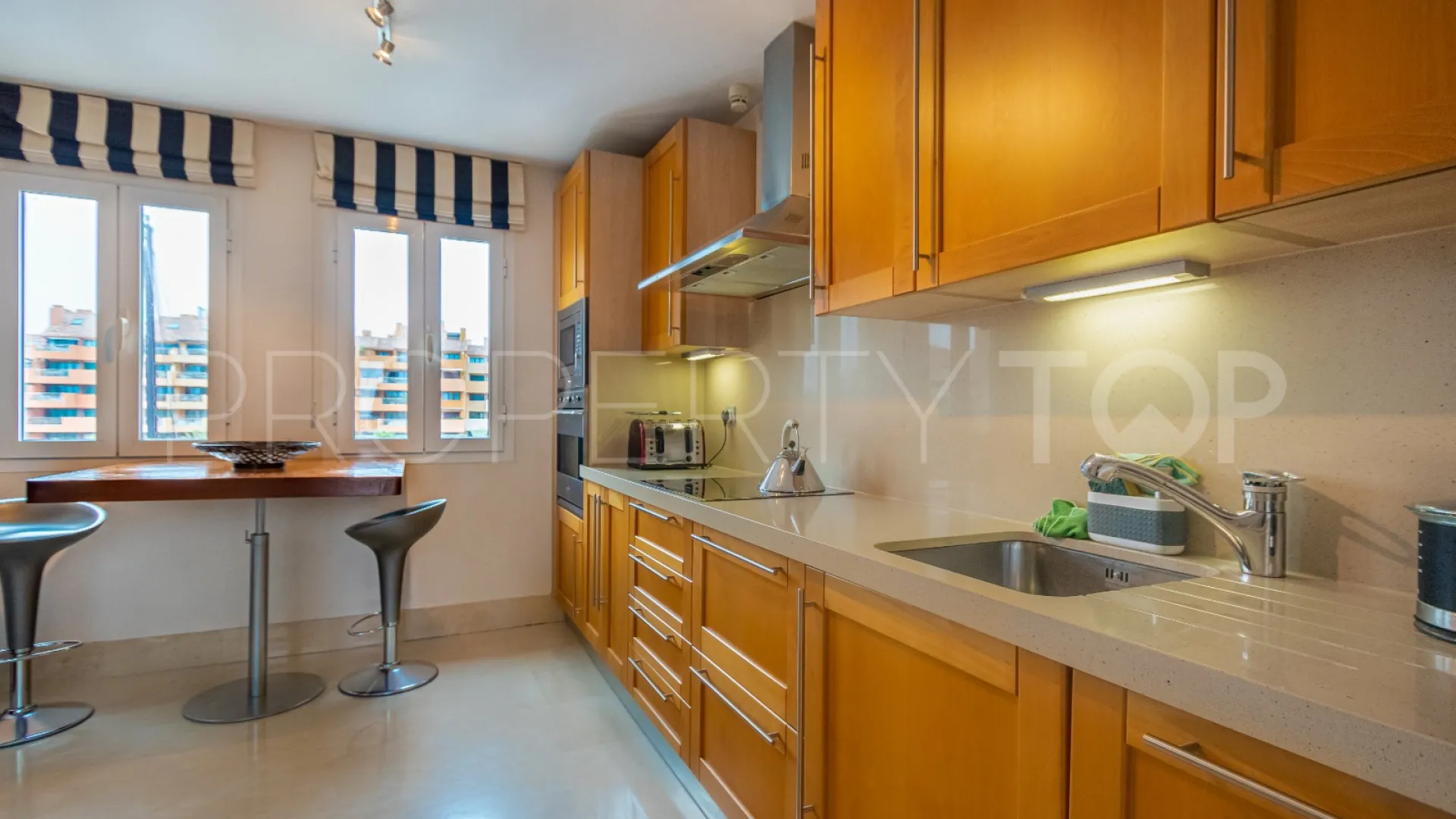Se vende apartamento en Ribera del Obispo