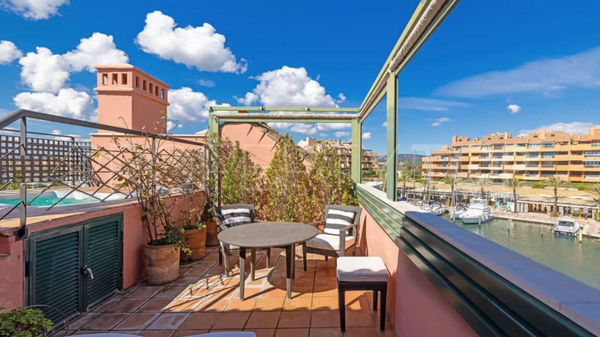 Se vende apartamento en Ribera del Obispo