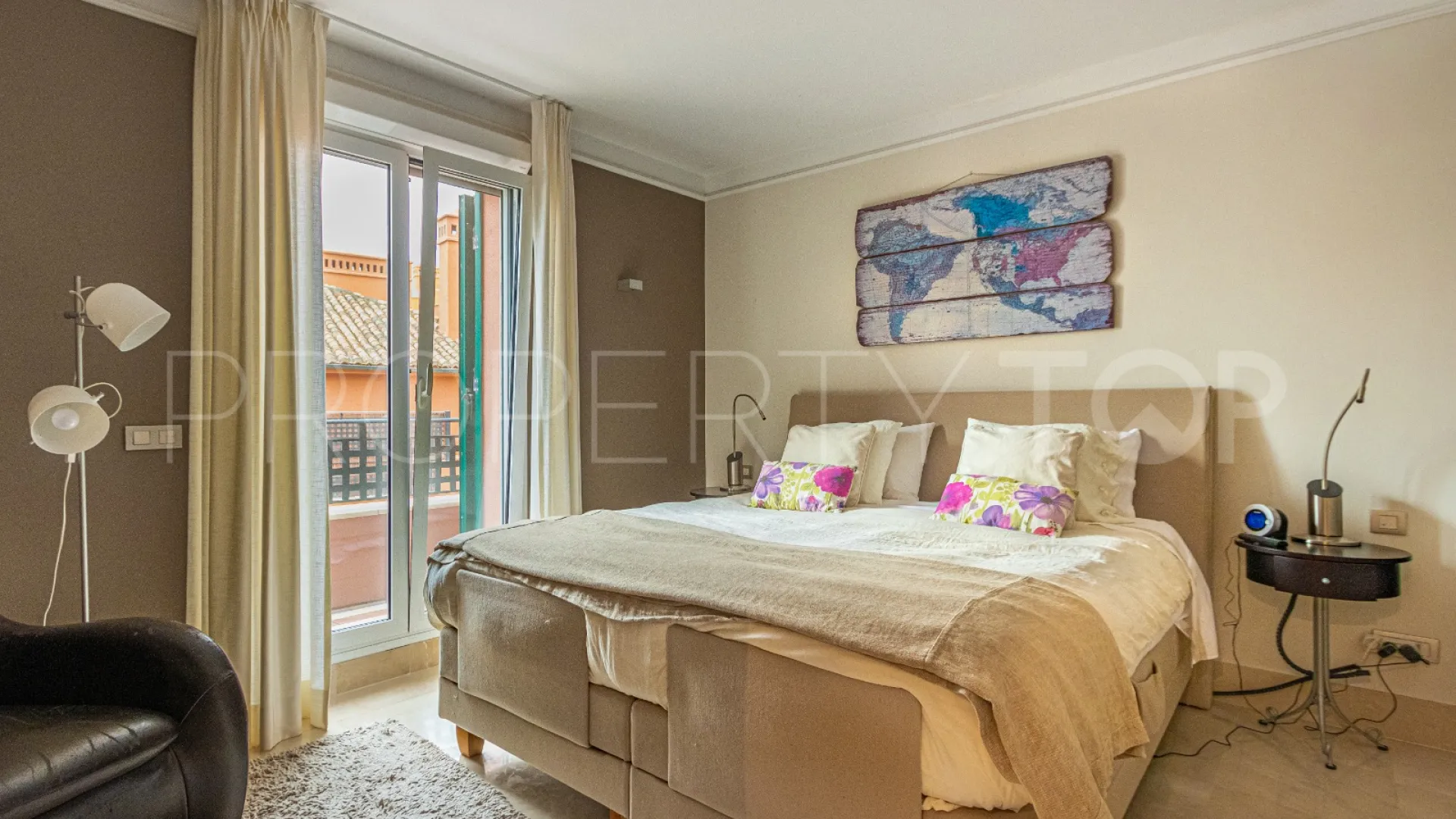Se vende apartamento en Ribera del Obispo