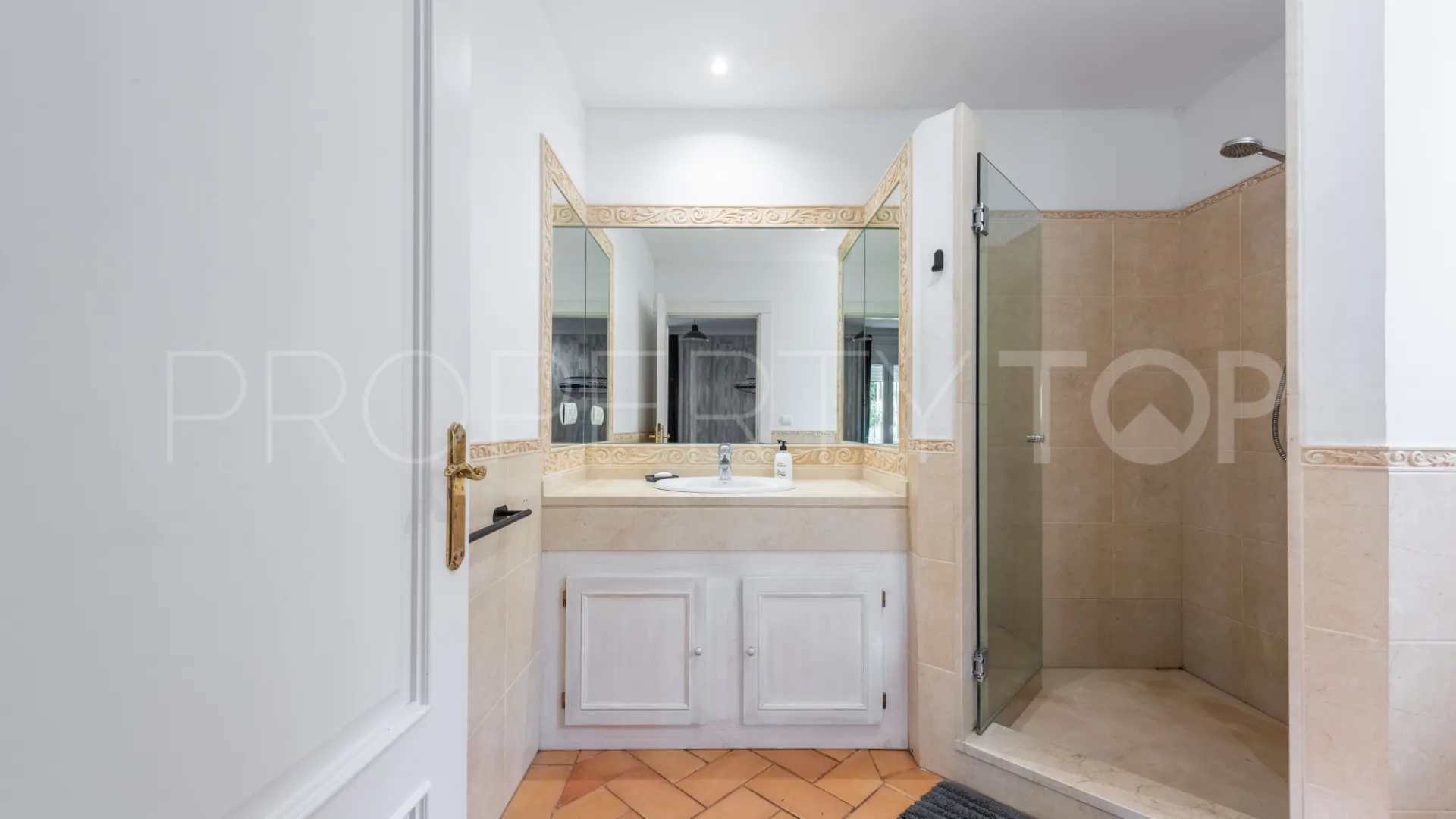 For sale villa in Zona F with 4 bedrooms