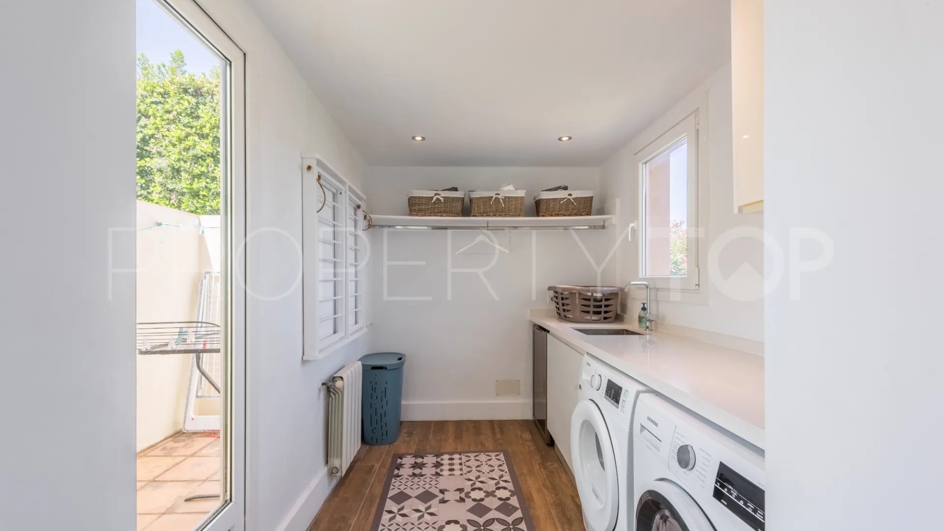 For sale villa in Zona F with 4 bedrooms