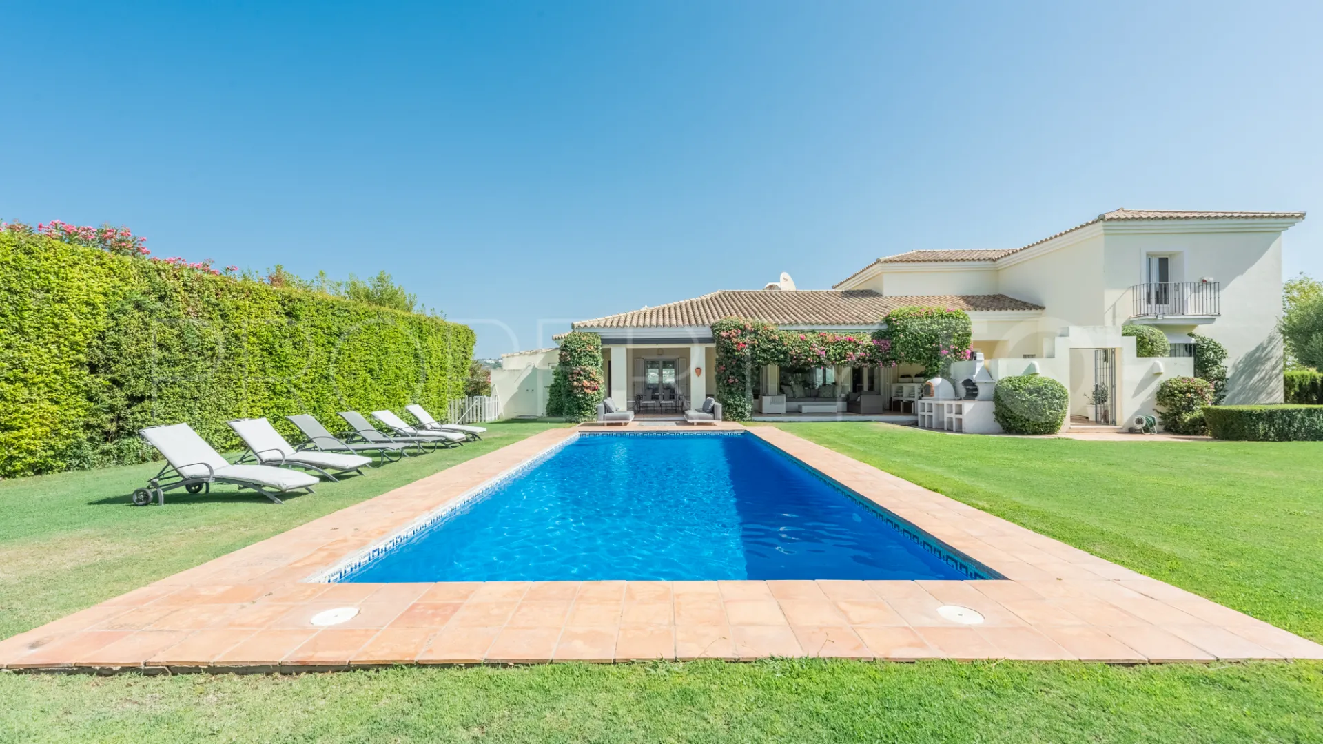 For sale villa in Zona F with 4 bedrooms