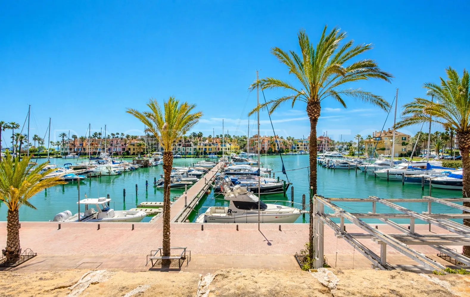 Comprar apartamento en Ribera del Marlin con 2 dormitorios