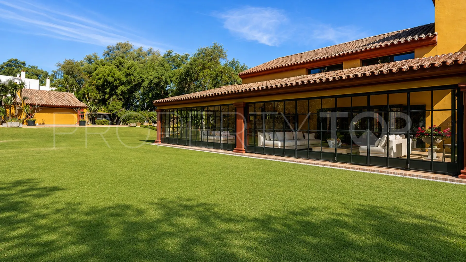 7 bedrooms villa in Zona A for sale