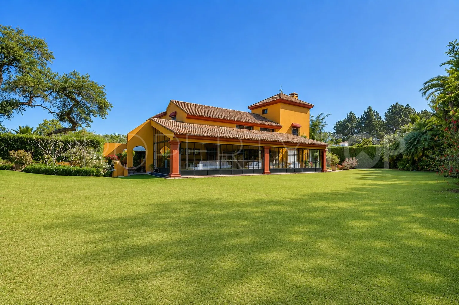 7 bedrooms villa in Zona A for sale