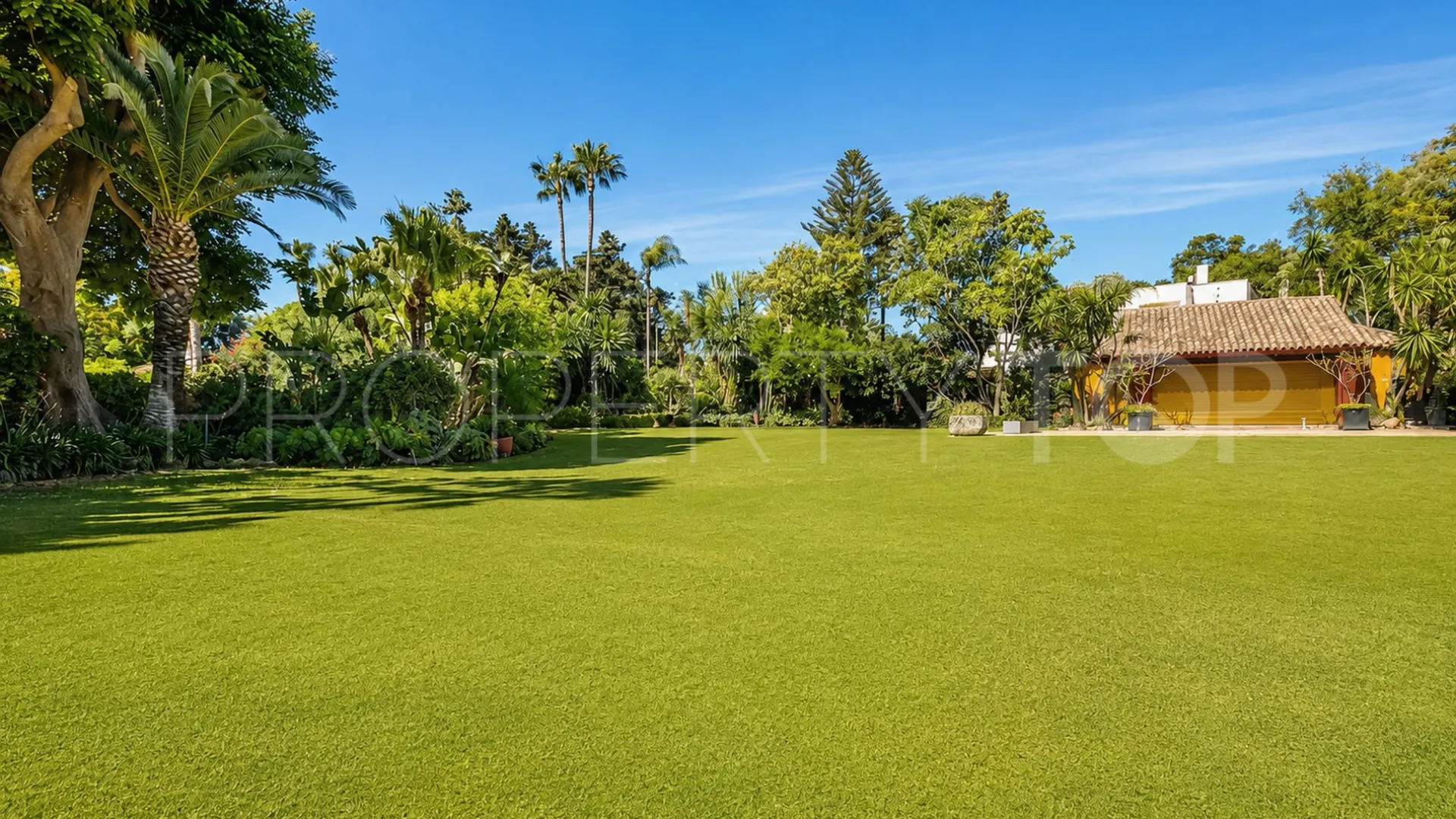 7 bedrooms villa in Zona A for sale