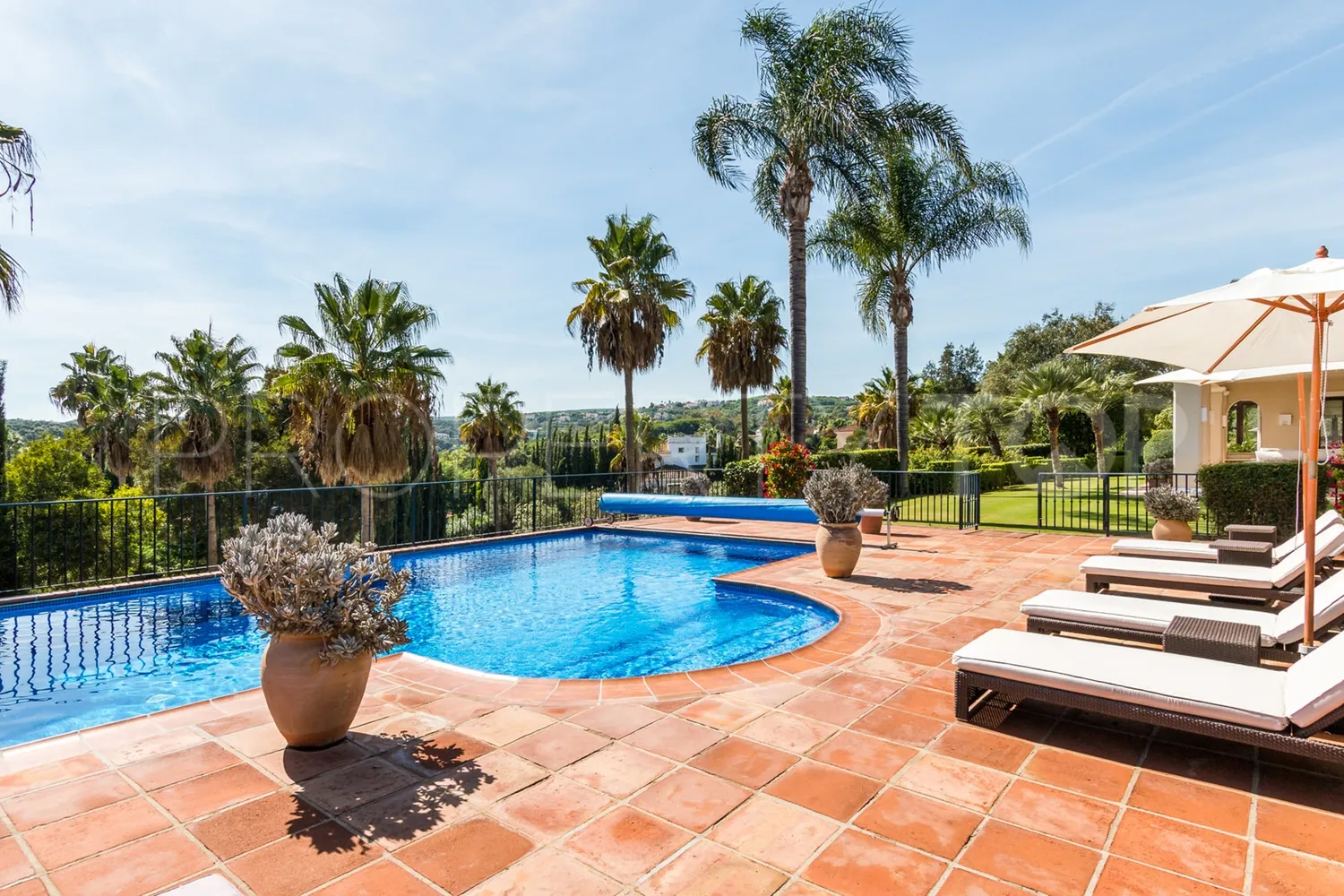 Zona F villa for sale