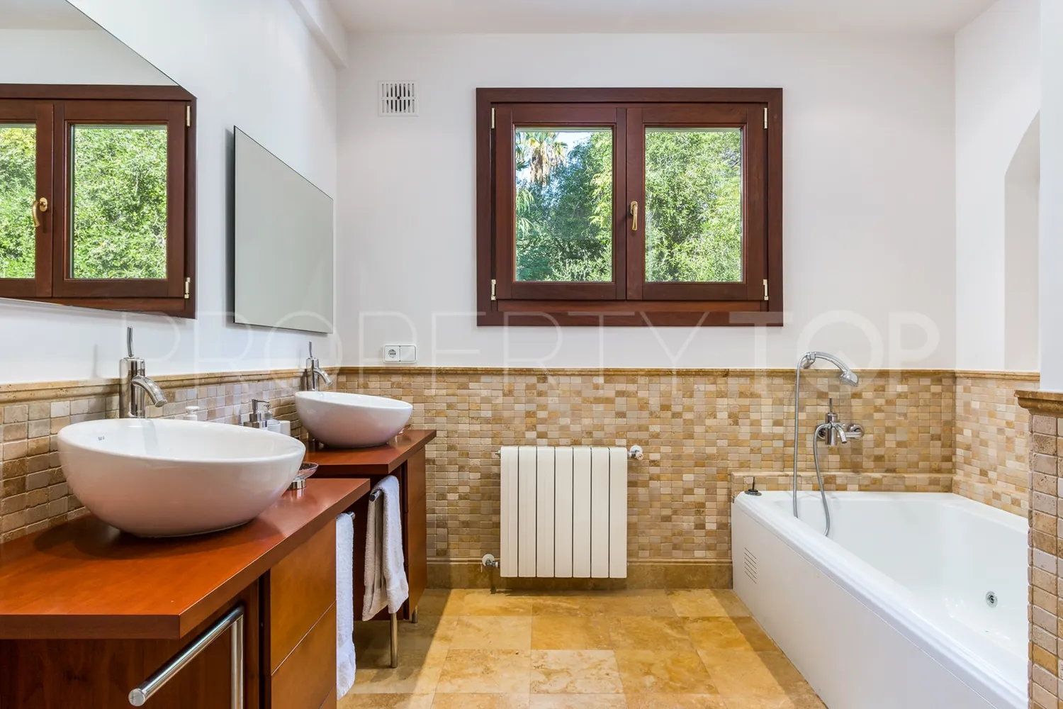 Zona F villa for sale