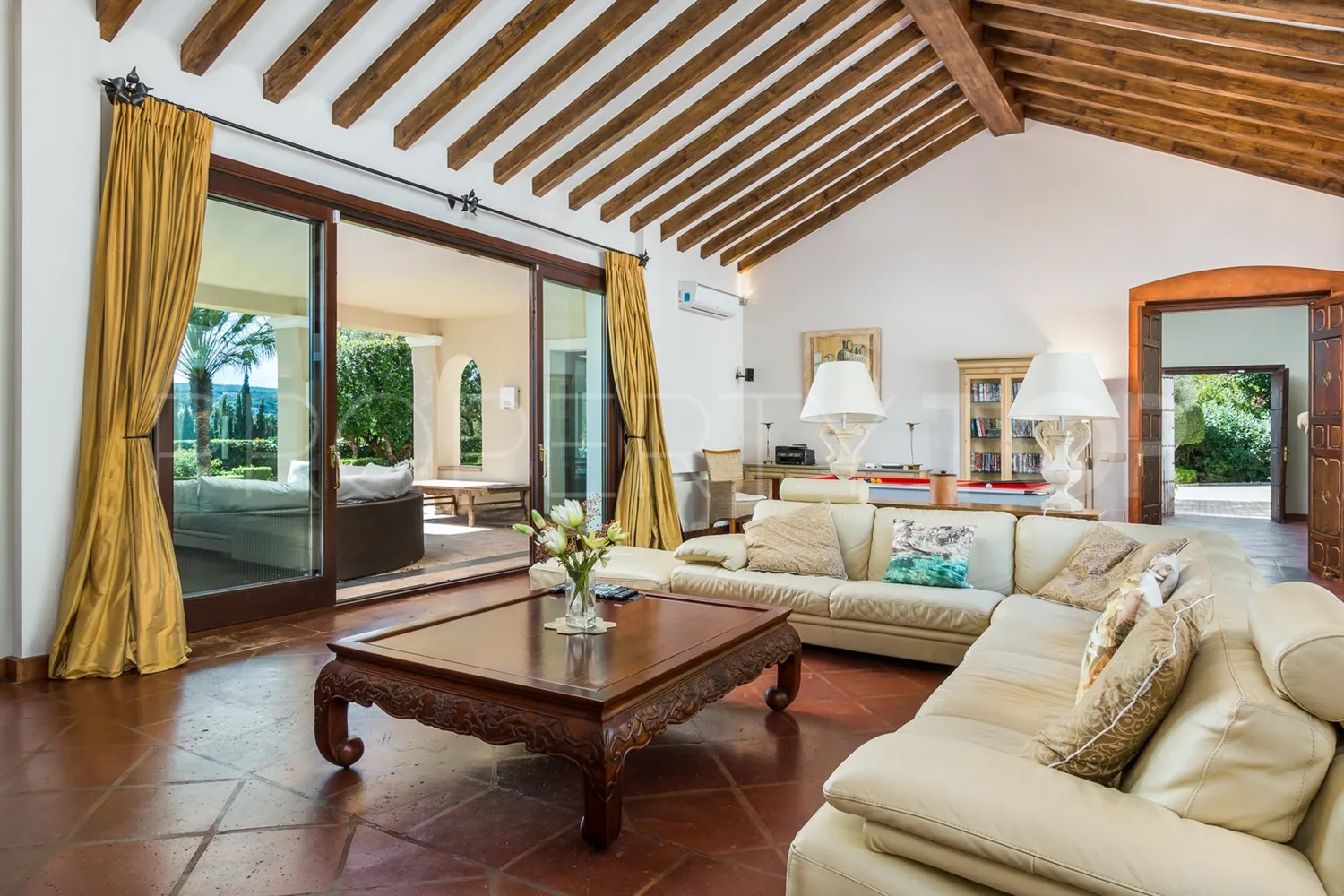Zona F villa for sale