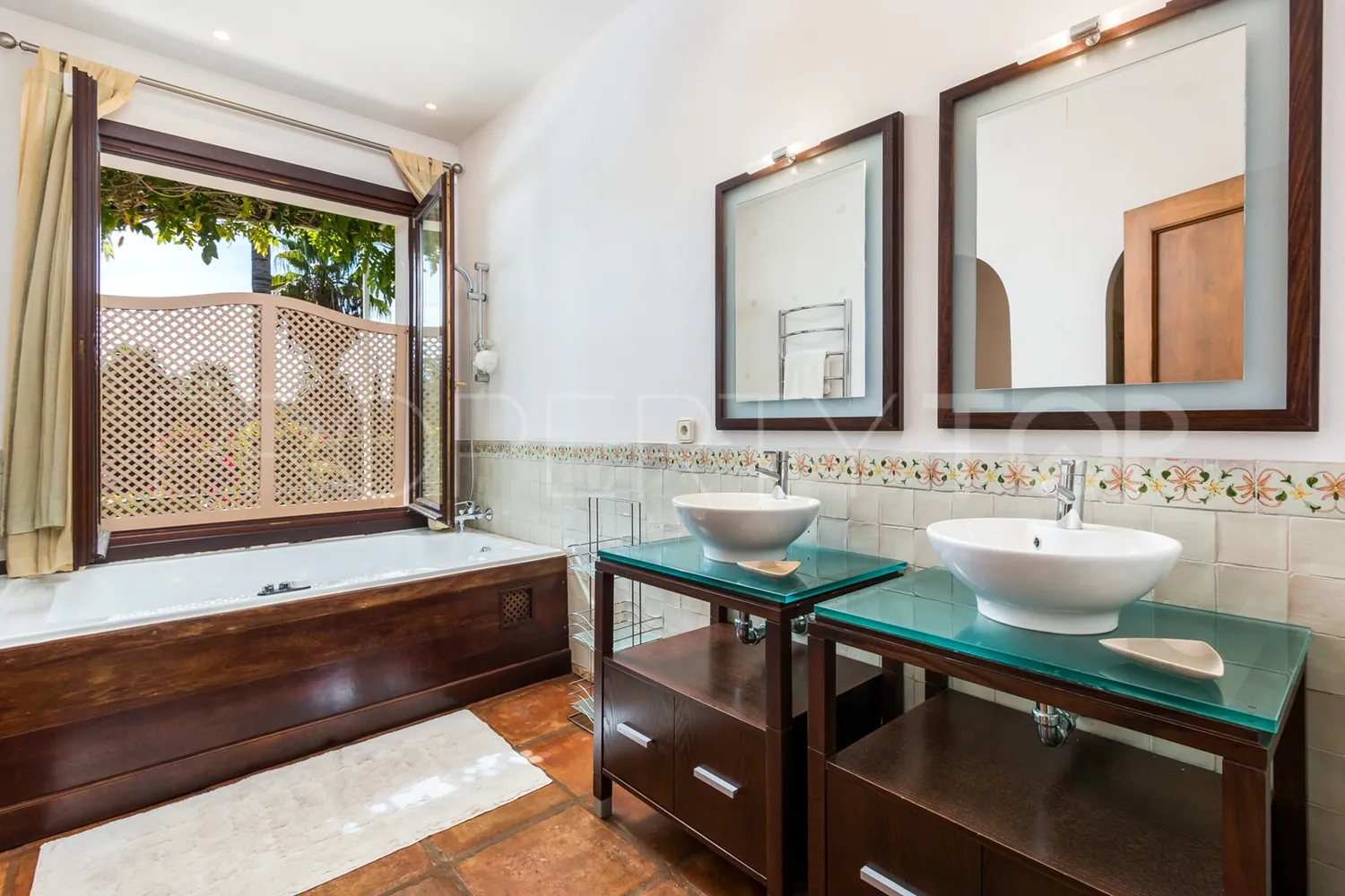 Zona F villa for sale