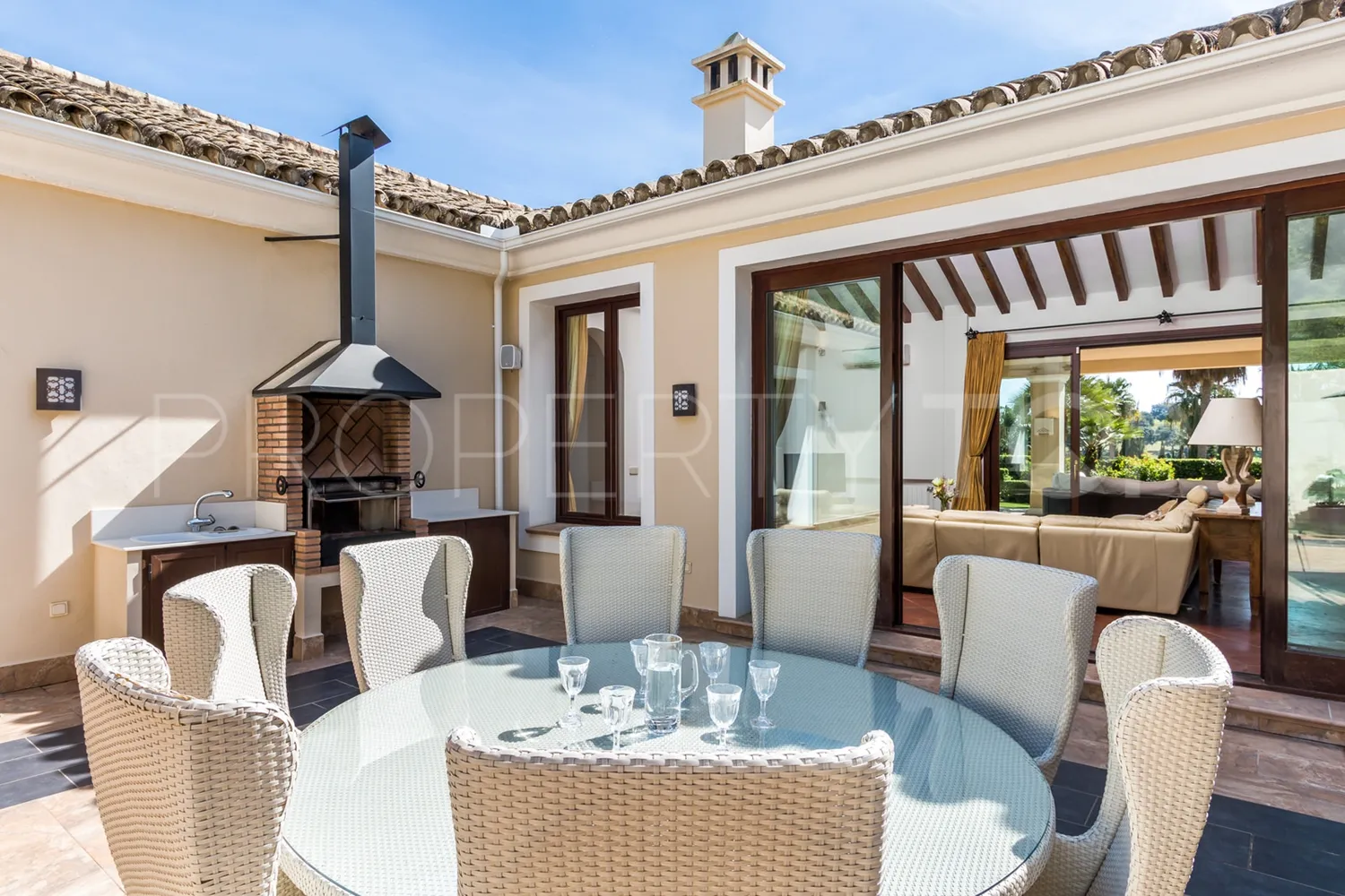Zona F villa for sale