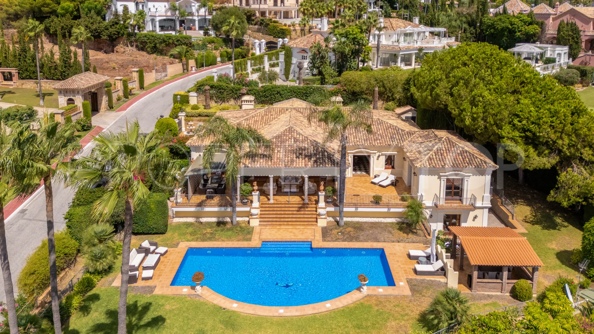 Villa en venta de 5 dormitorios en Sierra Blanca