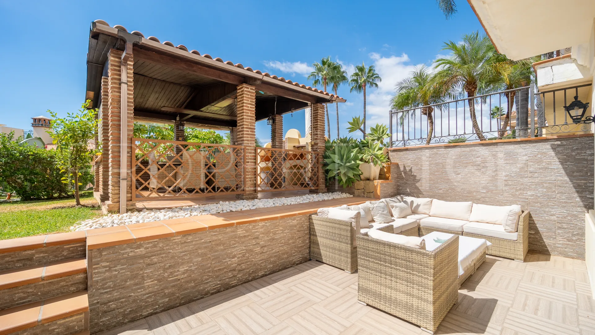 Villa en venta de 5 dormitorios en Sierra Blanca
