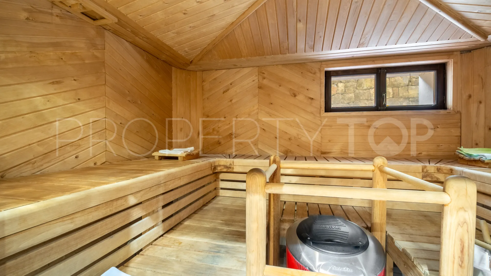 Villa en venta de 5 dormitorios en Sierra Blanca