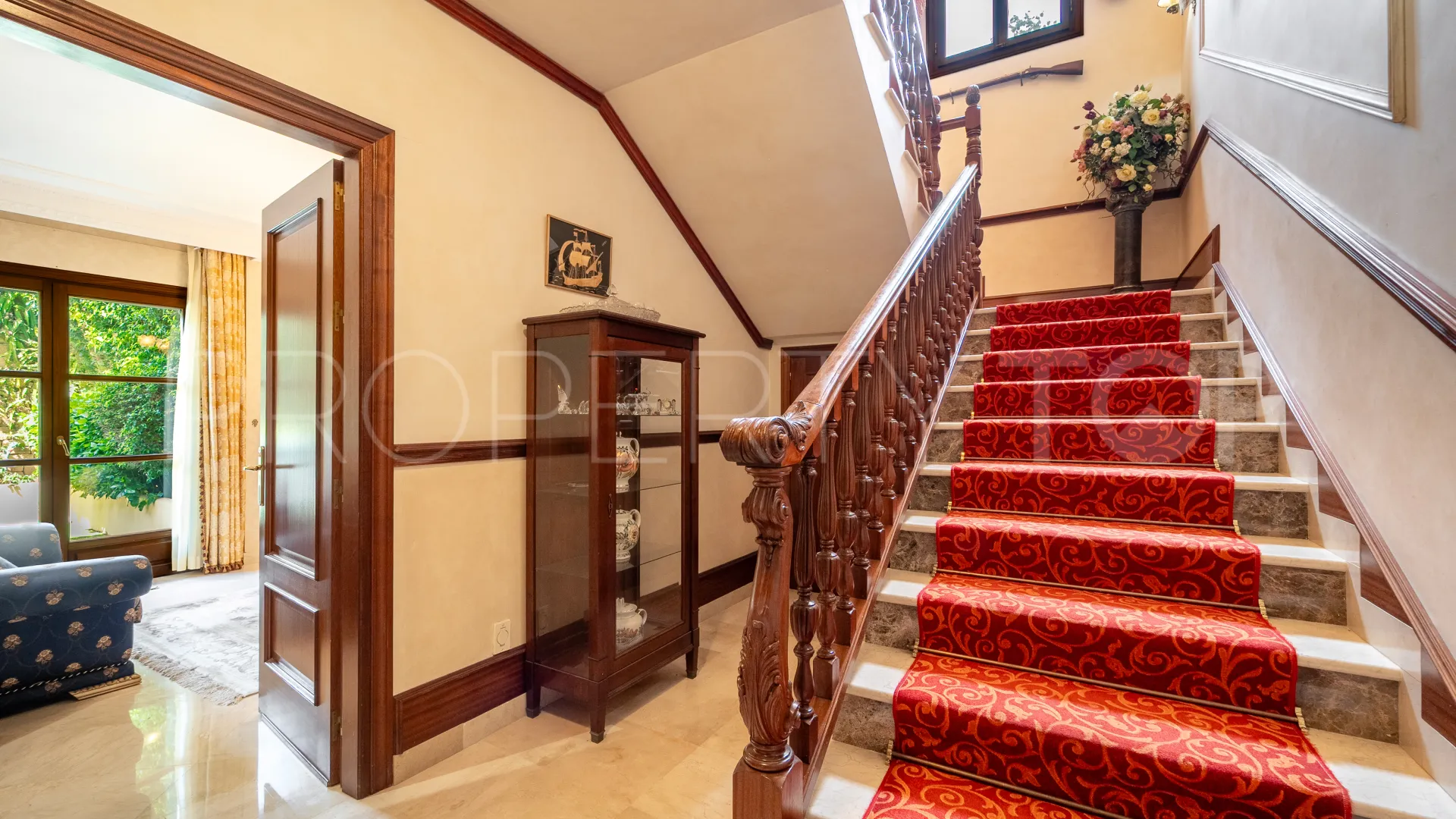 Villa en venta de 5 dormitorios en Sierra Blanca
