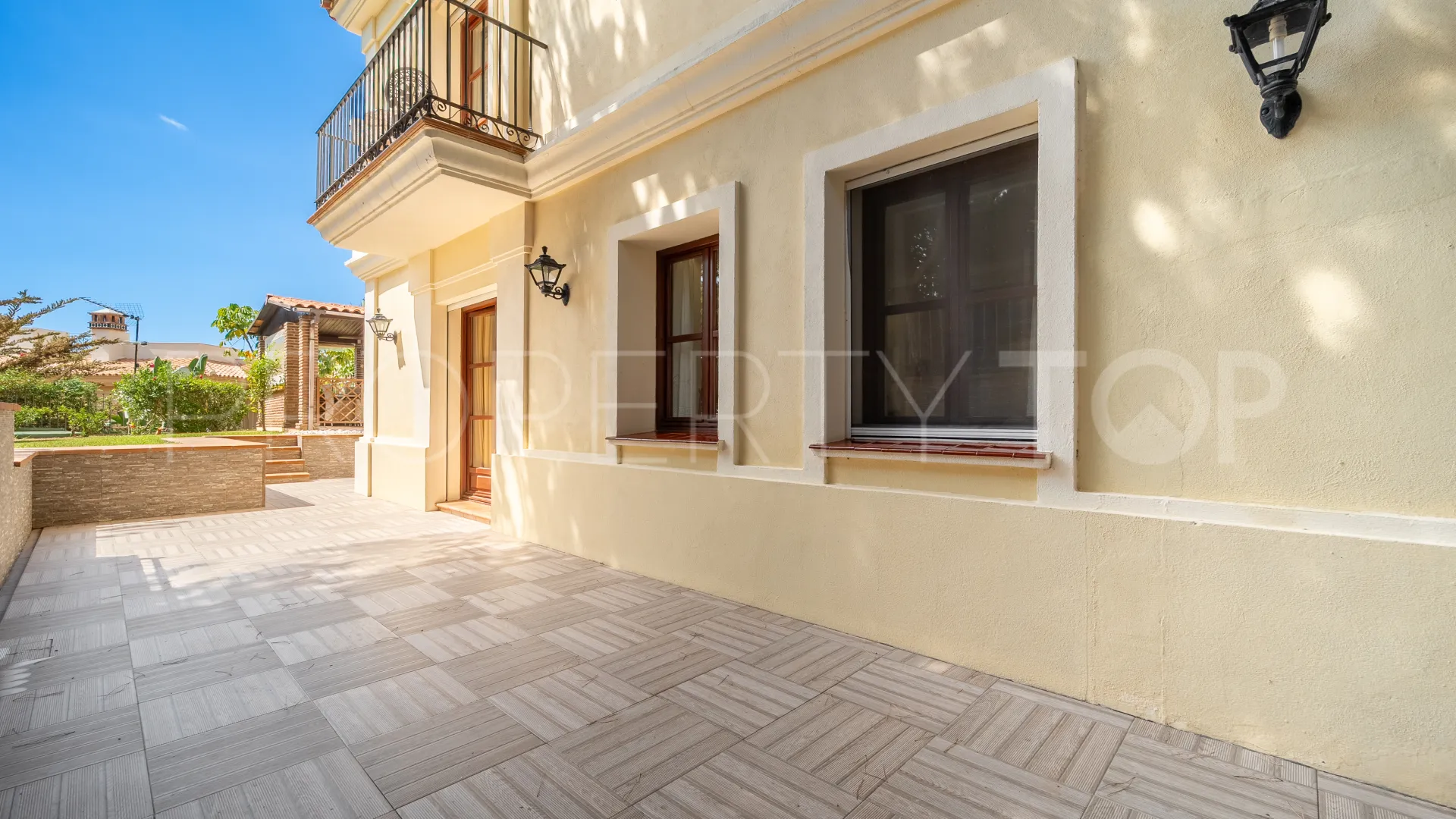 Villa en venta de 5 dormitorios en Sierra Blanca