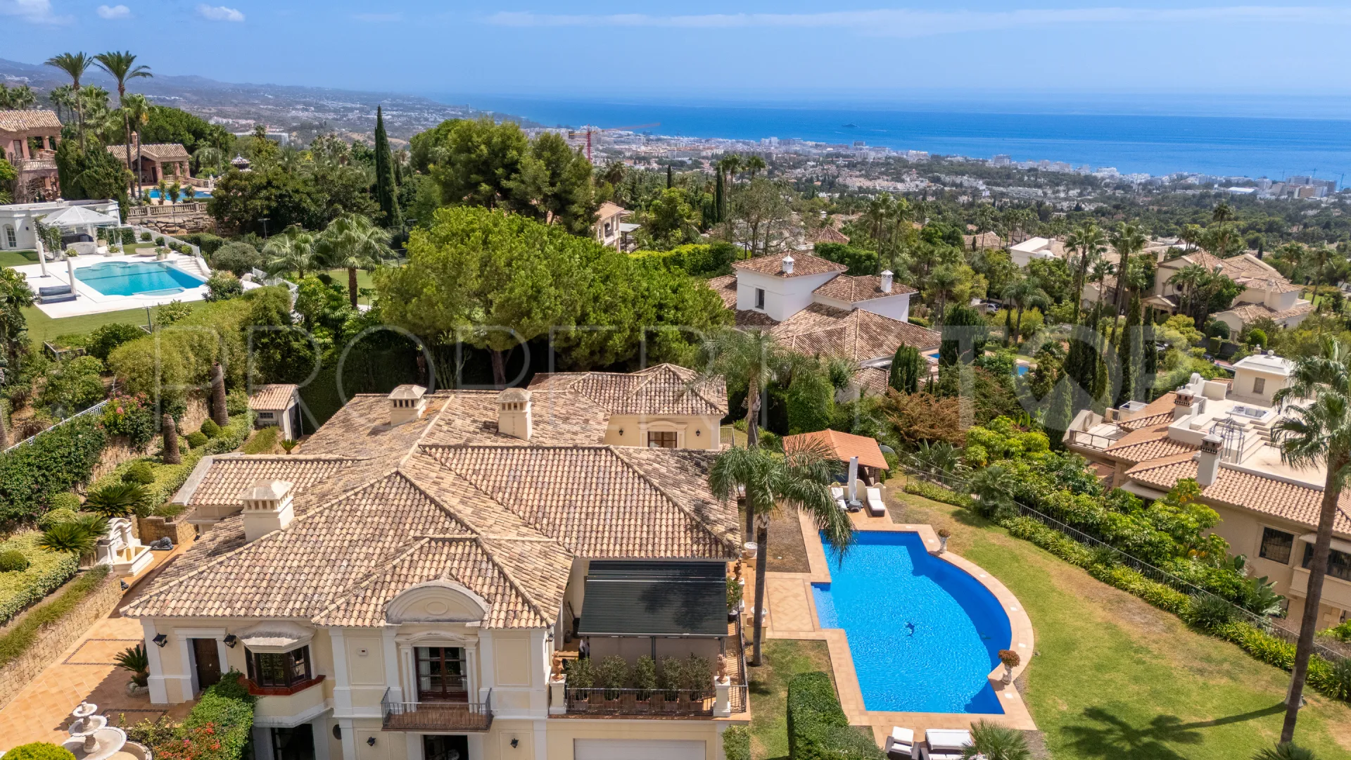 Villa en venta de 5 dormitorios en Sierra Blanca