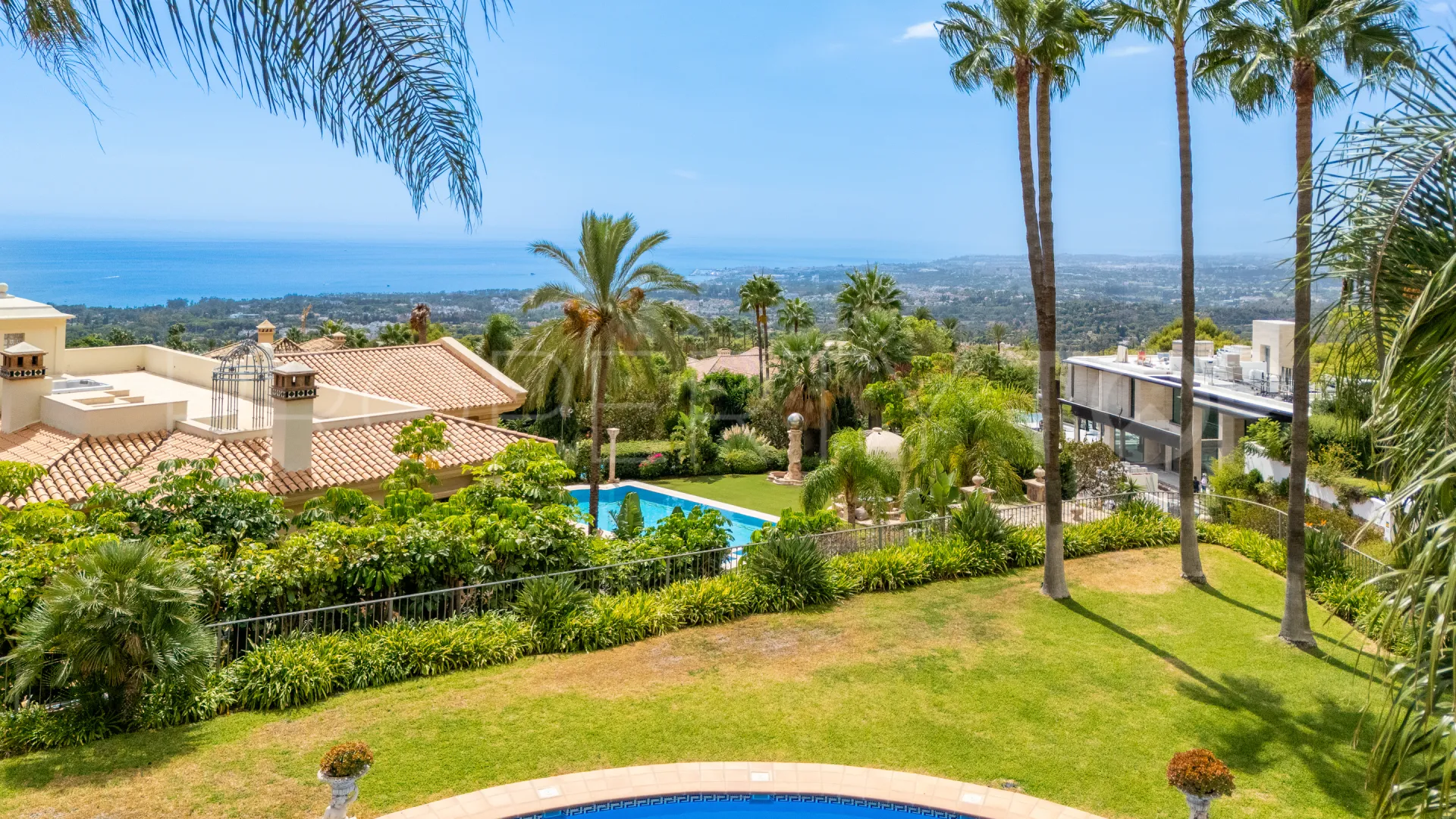 Villa en venta de 5 dormitorios en Sierra Blanca