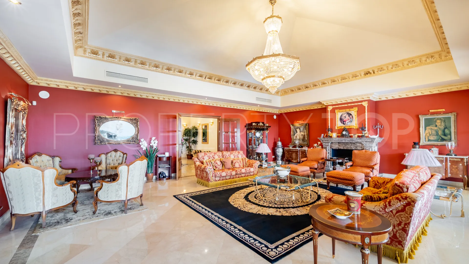 Villa en venta de 5 dormitorios en Sierra Blanca