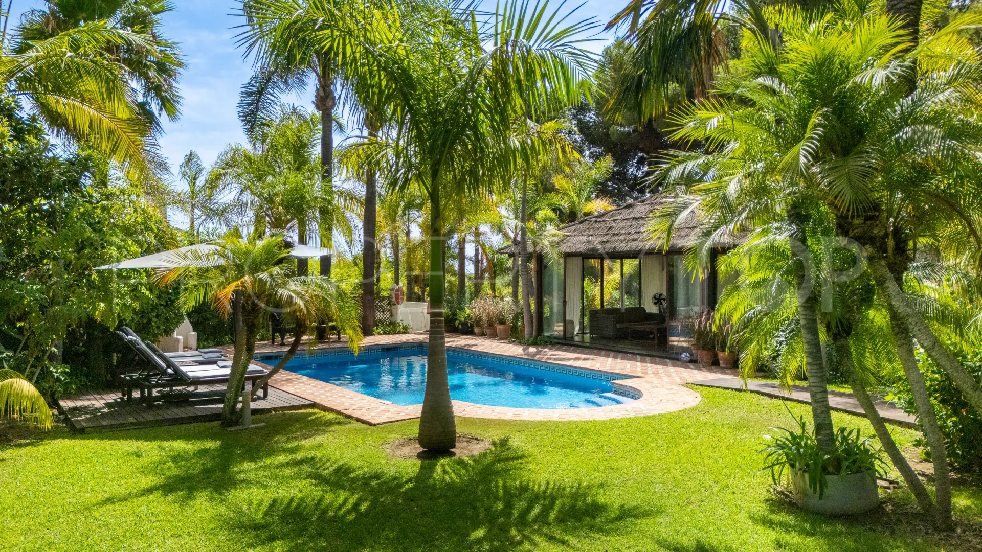 Villa de 8 dormitorios en venta en Altos del Rodeo