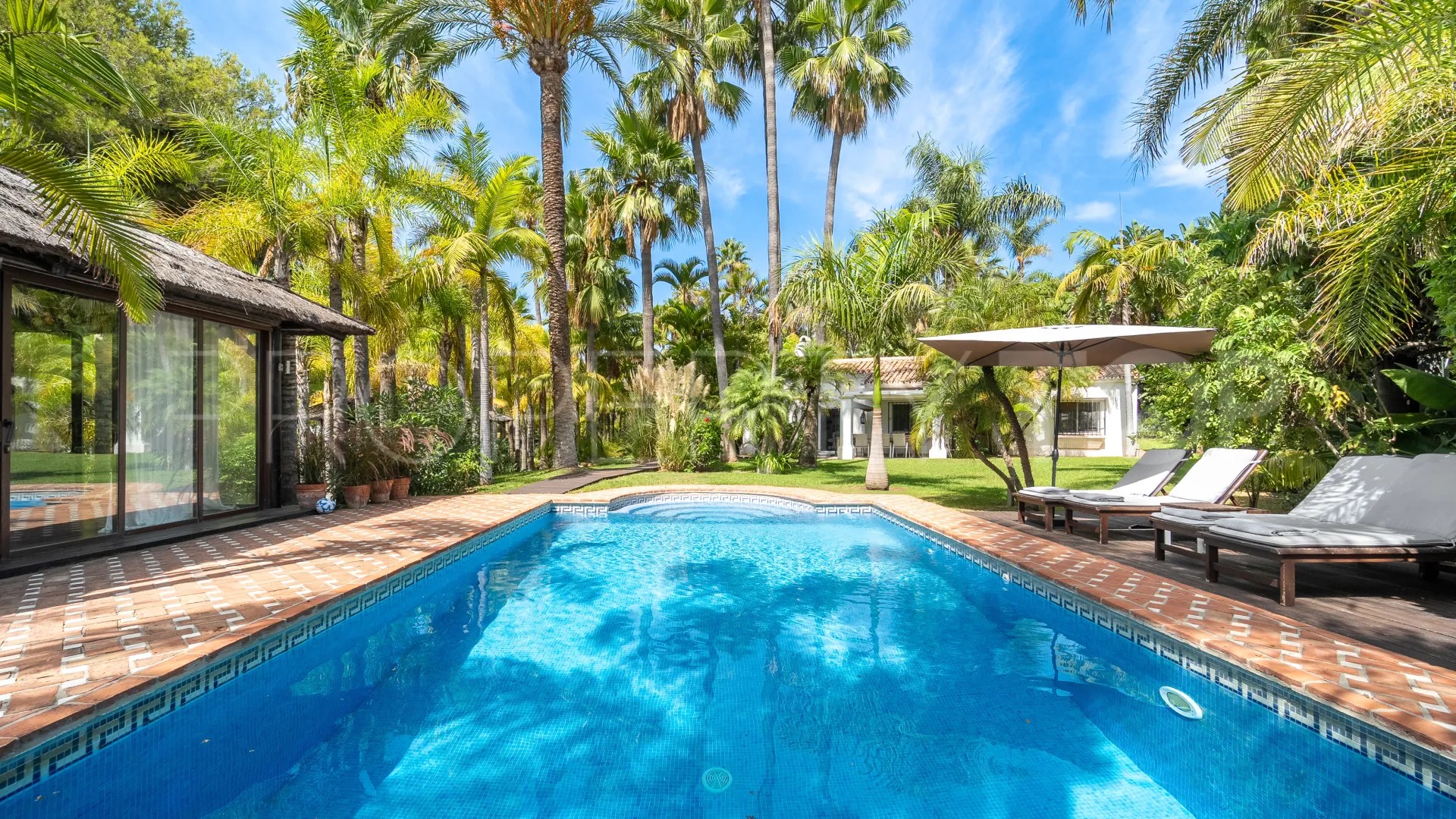 Villa de 8 dormitorios en venta en Altos del Rodeo