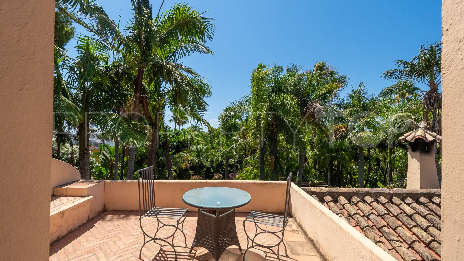 Villa de 8 dormitorios en venta en Altos del Rodeo