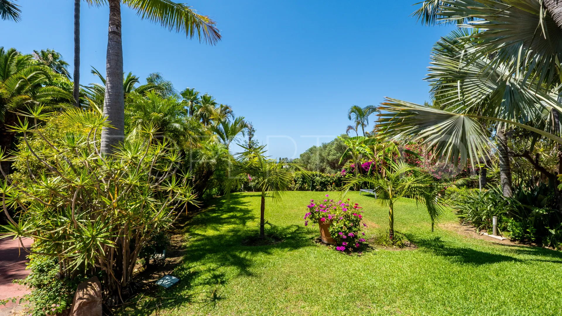 Villa de 8 dormitorios en venta en Altos del Rodeo