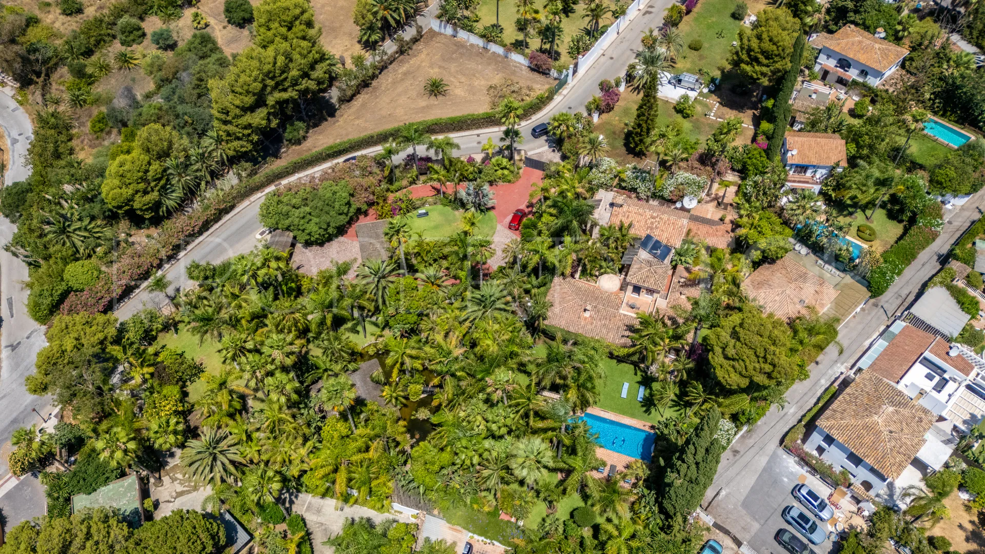 Villa de 8 dormitorios en venta en Altos del Rodeo
