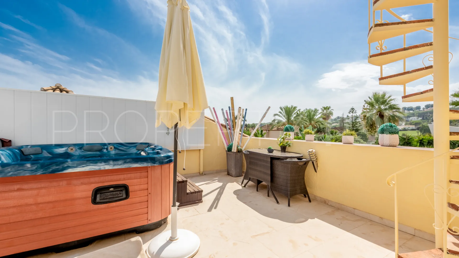 Se vende villa en Las Brisas