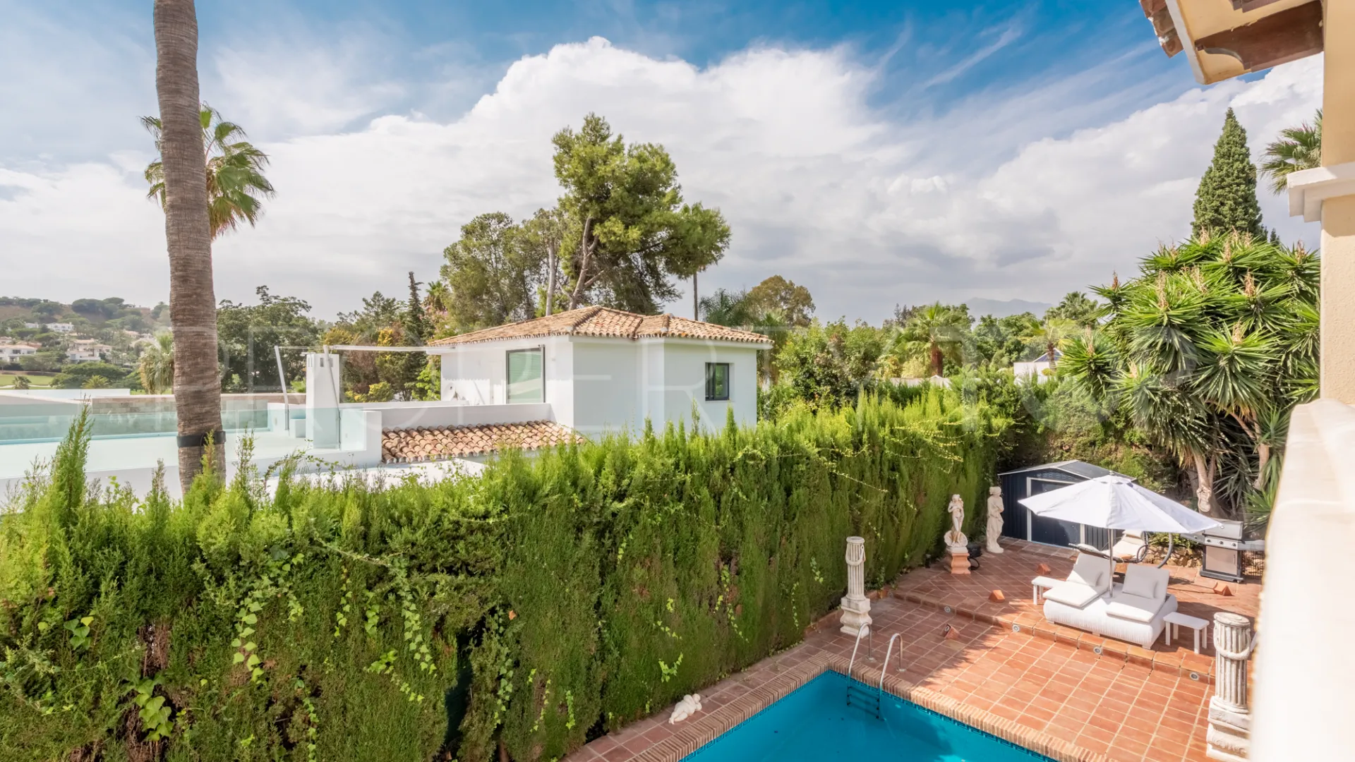 Se vende villa en Las Brisas