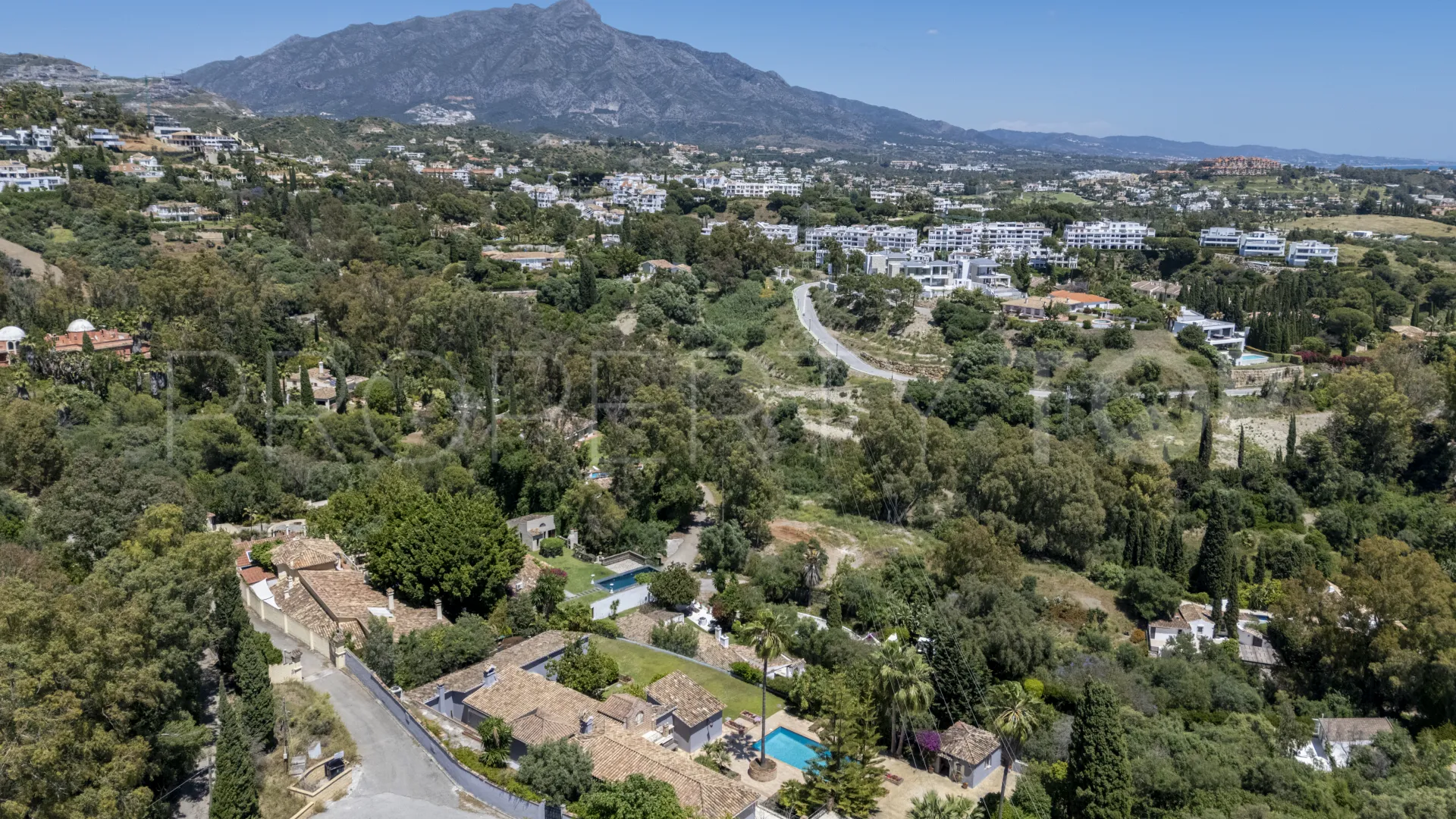 Villa con 5 dormitorios a la venta en Fuente del Espanto