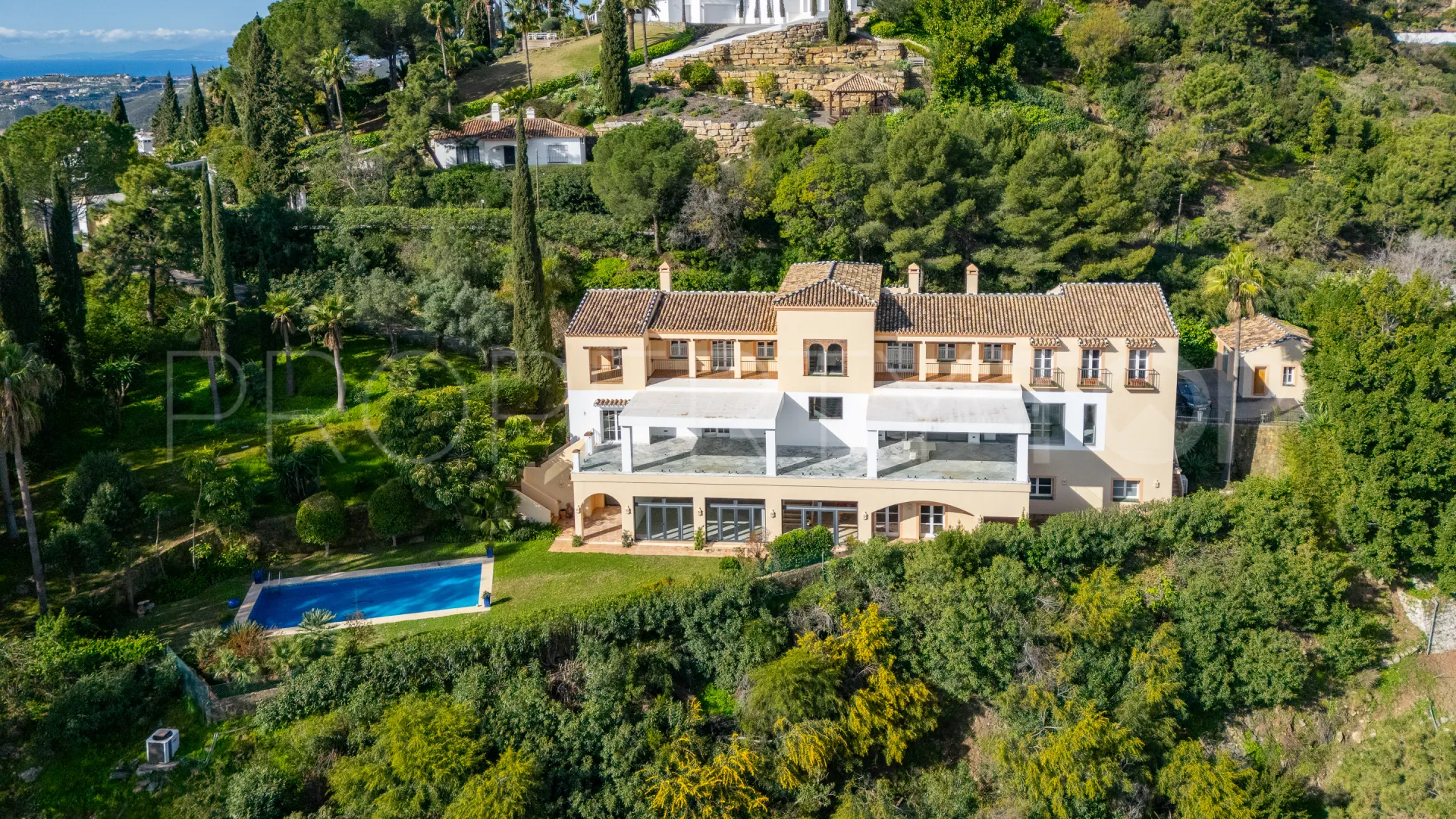 For sale 7 bedrooms villa in El Madroñal