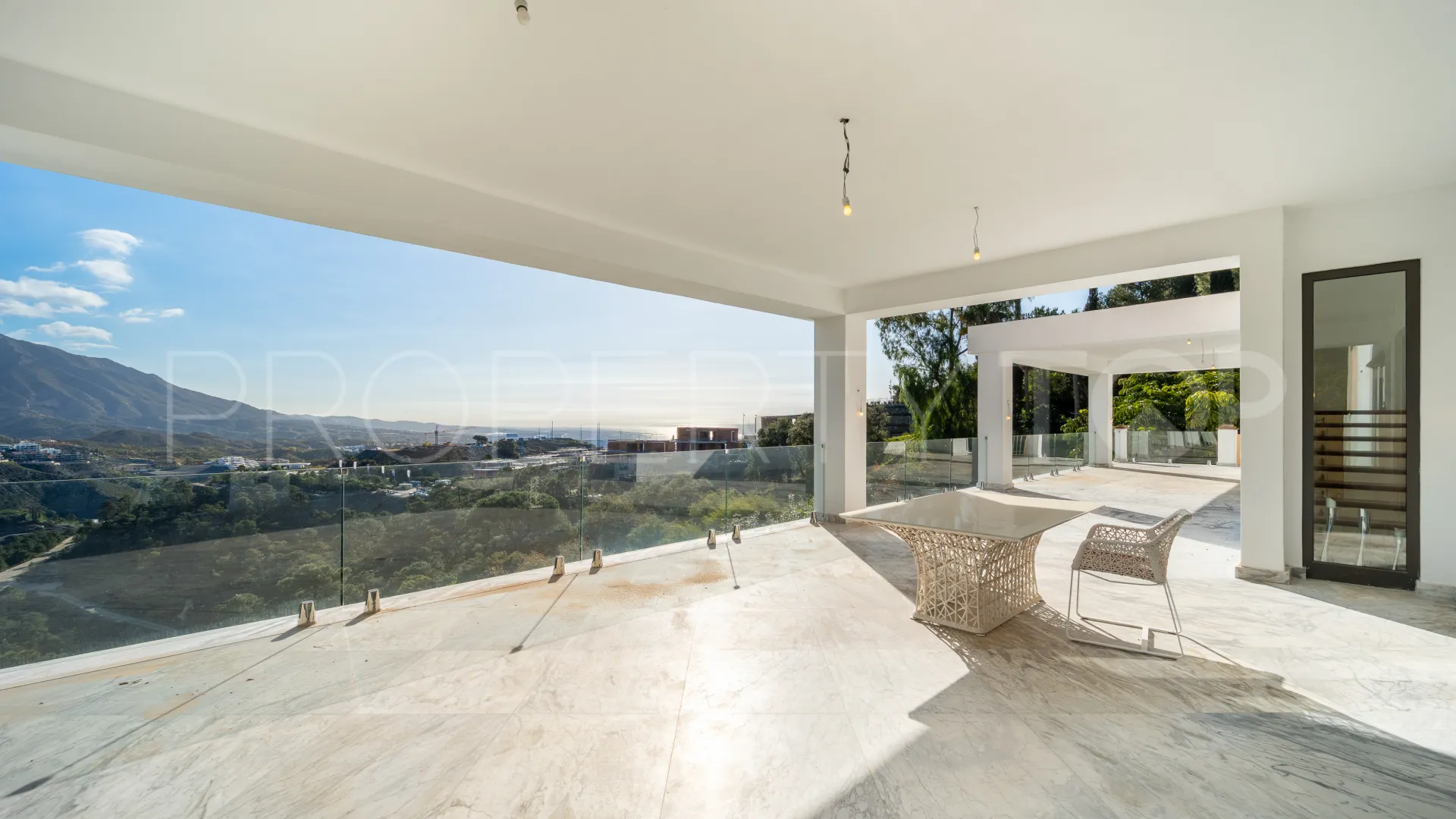 For sale 7 bedrooms villa in El Madroñal