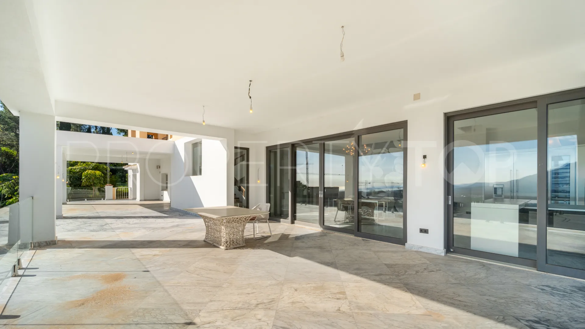 For sale 7 bedrooms villa in El Madroñal