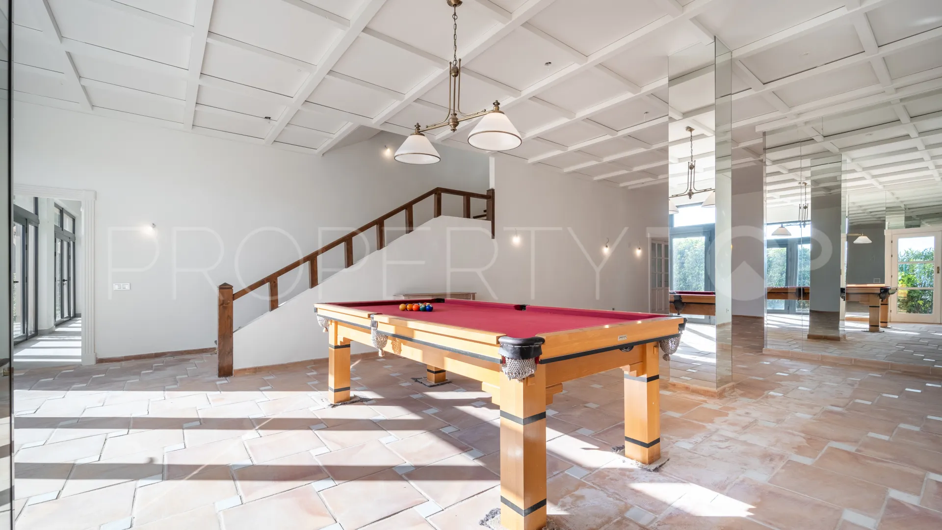 For sale 7 bedrooms villa in El Madroñal