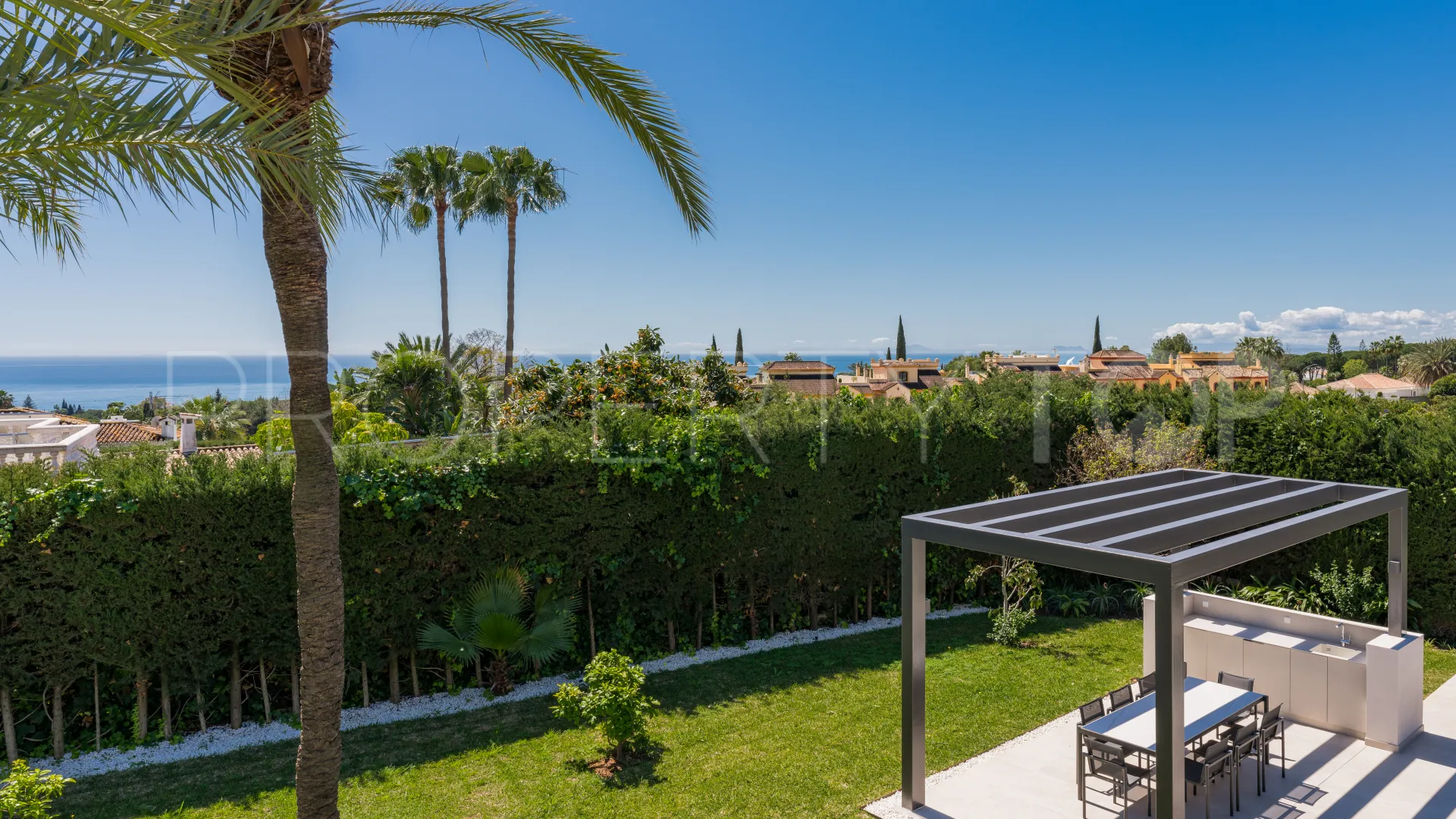 Villa en venta en Rocio de Nagüeles de 5 dormitorios