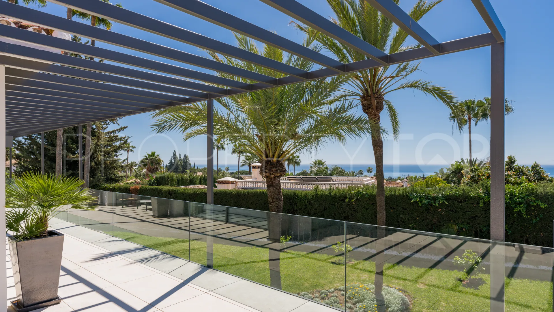 Villa en venta en Rocio de Nagüeles de 5 dormitorios